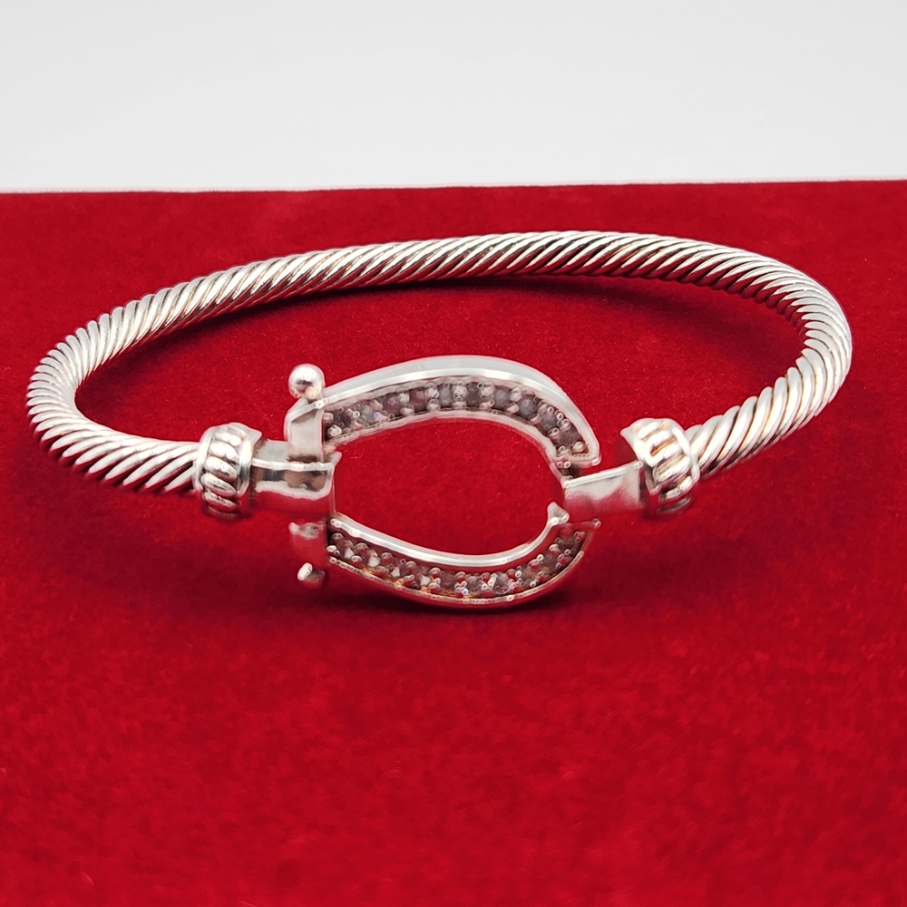 Elegant Silver Plated Horseshoe Bangle Bracelet